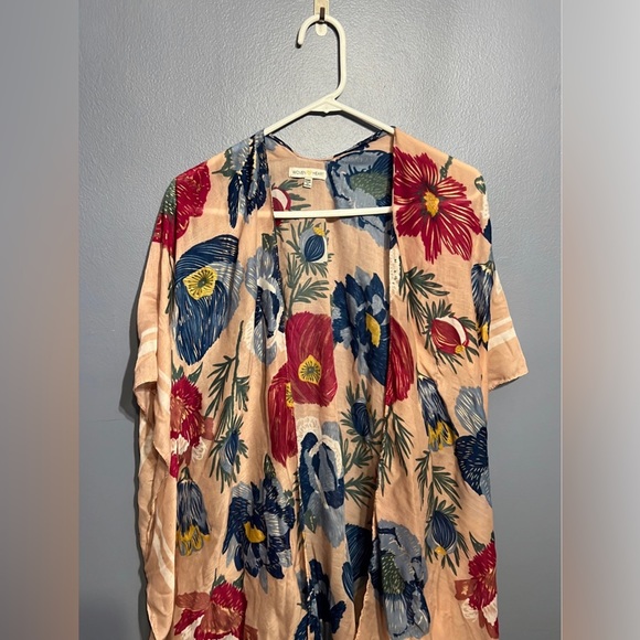 Women's Woven Heart Floral Shawl Summer Spring Vibes Preppy Casual SZ‎ ONE SIZE - Picture 1 of 6